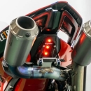 Jetprime Kit Racing-Rücklicht + Akrapovič Auspuffhalter für Ducati Panigale V4 2025-